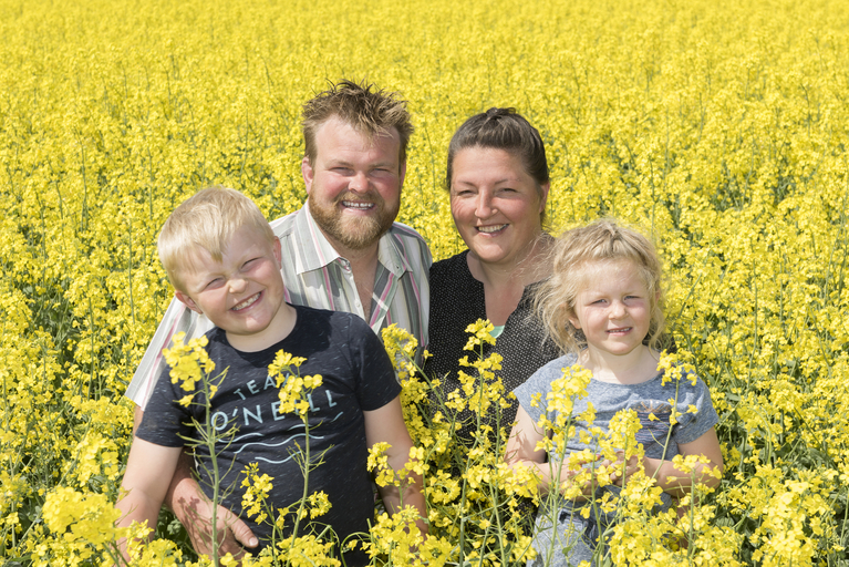 Familie Althaus Portrait von Familie Althaus.