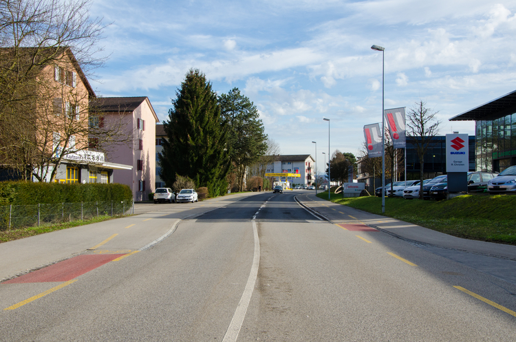 Biberist Solothurnstrasse mit Betonfahrbahn