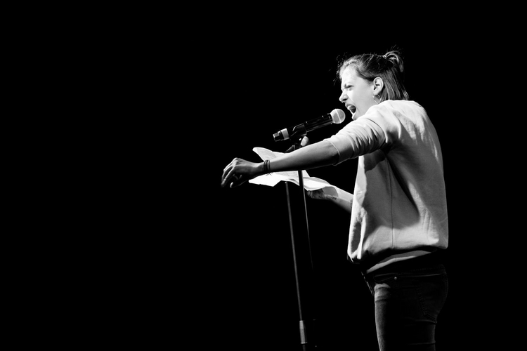 Lisa Christ - Slam Poetry