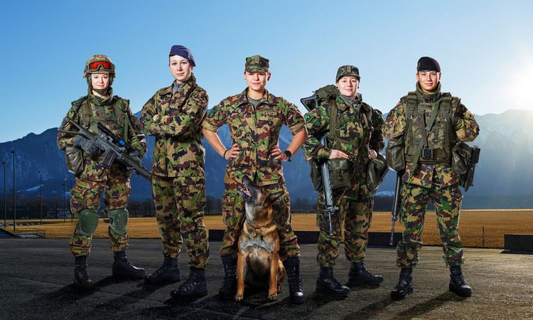 Bild Frauen in der Armee