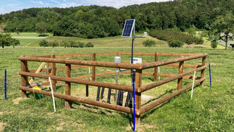 Bodenmessstation Hochwald bei Sonnenschein.