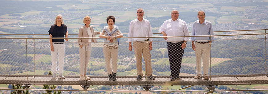 Solothurner Regierung 2025 von links nach rechts: Brigit Wyss, Volkswirtschaftsdepartement, Susanne Schaffner, Departement des Innern, Frau Landammann Sandra Kolly, Bau- und Justizdepartement, Dr. Remo Ankli, Departement für Bildung und Kultur, Peter Hodel, Finanzdepartement, Andreas Eng, Staatsschreiber