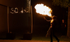 Zirkusdarbietung mit Feuer