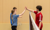 Foto Badminton Abklatschen mit anderer Gruppe