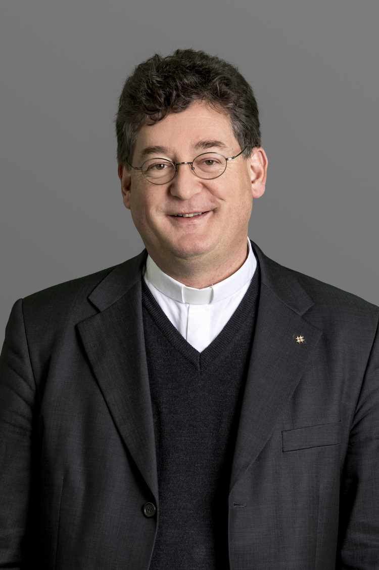 Dr. Agnell Rickenmann, residierender Domherr des Standes Solothurn Dr. Agnell Rickenmann, residierender Domherr des Standes Solothurn
