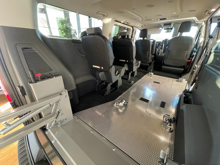 Mobilitaetsbehinderte2 Beispiel eines Fahrzeugumbaus für Führer mit Mobilitätsbehinderung
