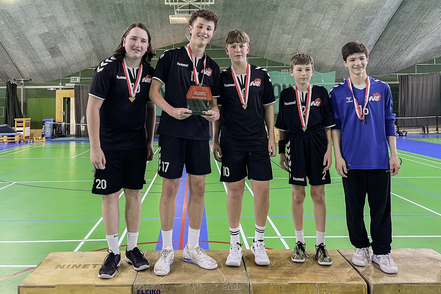 Handball Knaben 7.-9. Klasse - Gold - Kantonsschule Solothurn 1