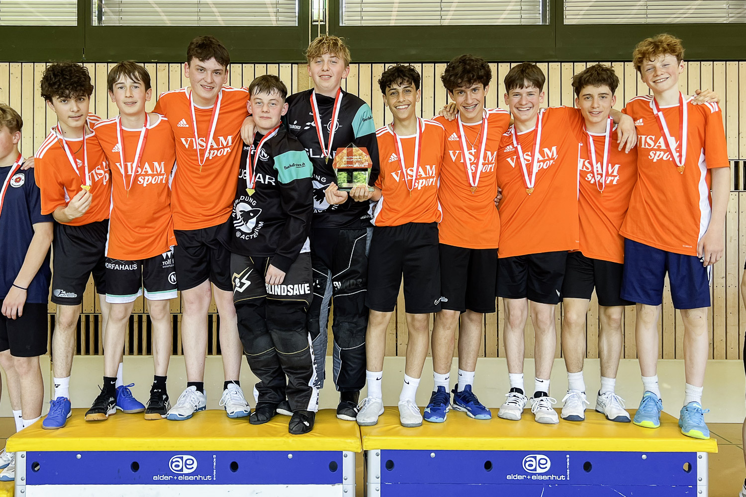 Unihockey Knaben 7.-9. Klasse - Gold -Oberstufenzentrum Dorneckberg 3