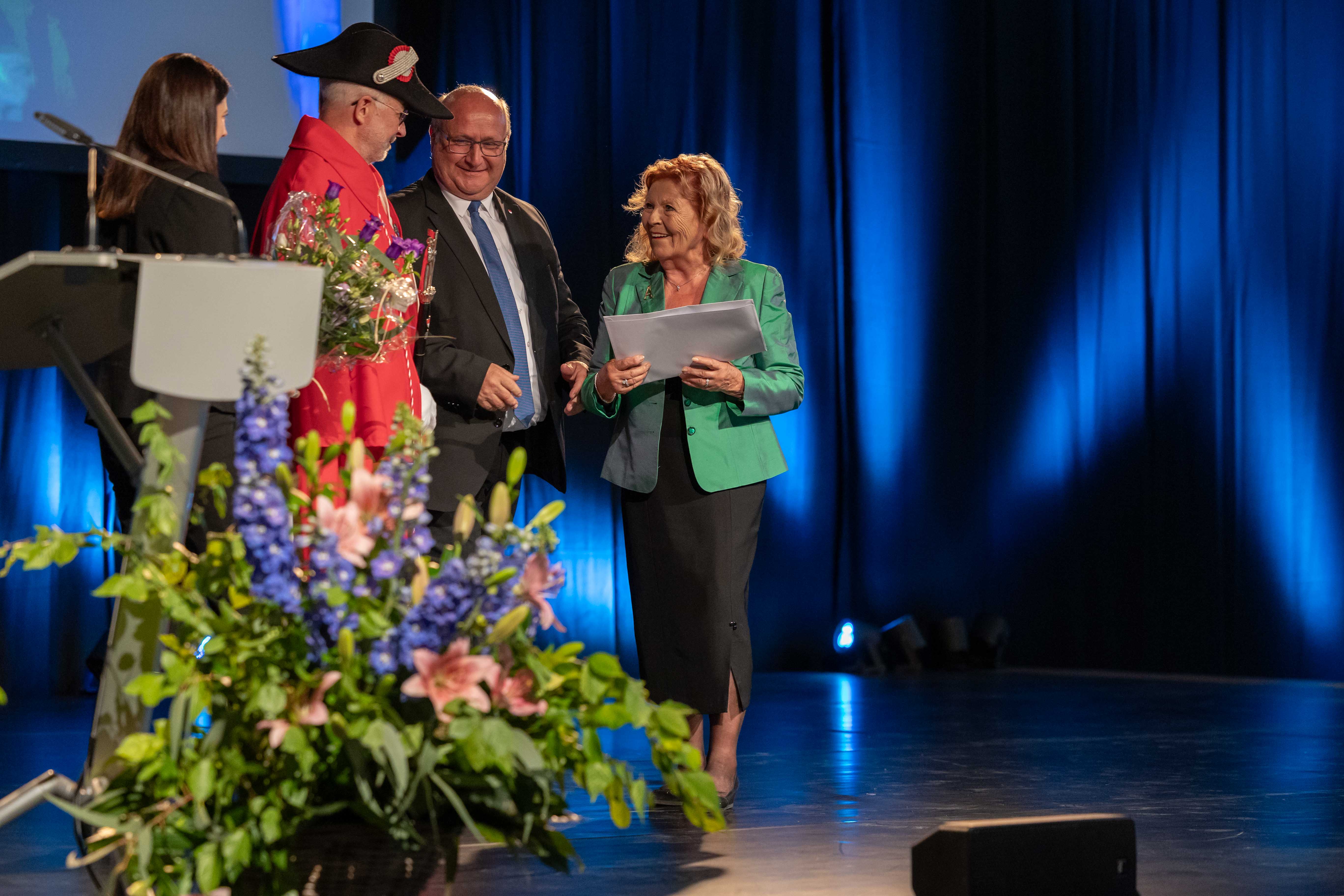 Preisübergabe Anita Oel-Teuber