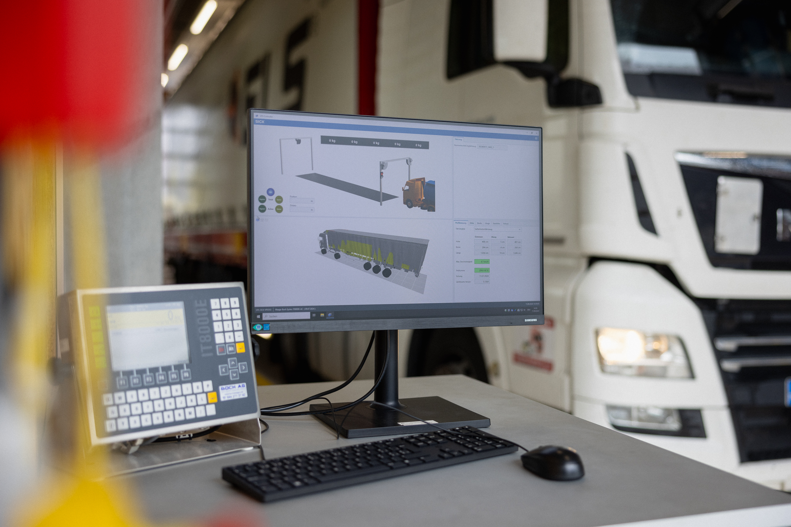 Bildschirm zeigt Testergebnisse des LKW an